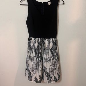 Casual Dress Black and White Dress!